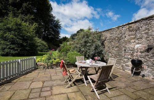 Denholm House | Family-Friendly Retreat at Garden Cottage, Teviot Bank