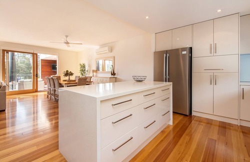 Blairgowrie House | Blairgowrie Coastal Retreat: 10/10 Rated with Ocean Views