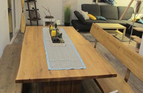 Kleinwinklarn House | Inviting Holiday Home in Kleinwinklarn - Pet Friendly Retreat