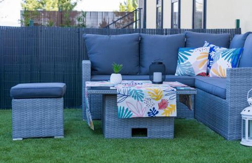 Fisterra Apartment | Charming Garden Fisterra - Ocean View, Private Jacuzzi & Spa