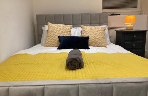 Rochester East Ward Apartment | Discover The Garden: Family-Friendly Long Stay Experience