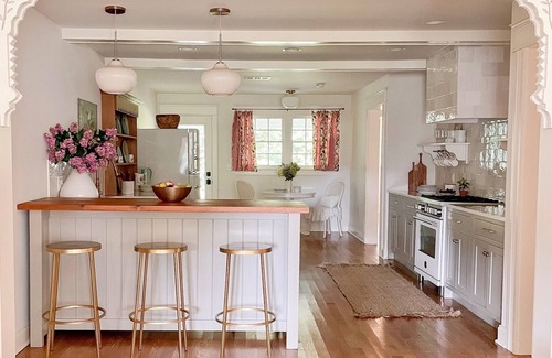 Franklin House | Top-Rated Garden Gate Cottage in Heart of Downtown Franklin