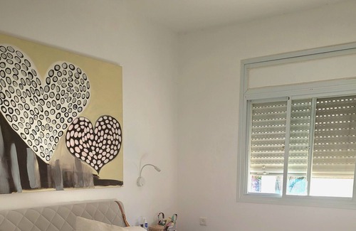 Ra'ananna Apartment | Garden green apartment in Lev hapark Raanana perfect for your holydays