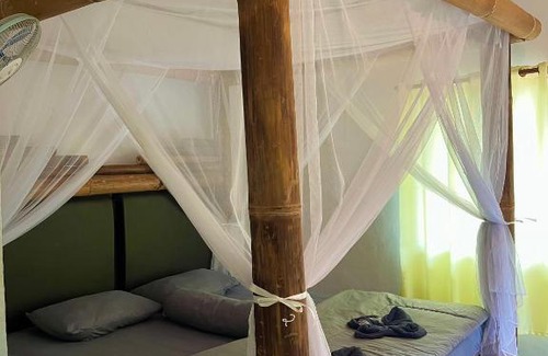 Bukit Lawang House | Pet-Friendly Garden Grove Guest House & Coffee Bar Awaits