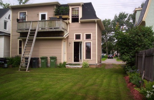 Parkdale Apartment | Garden Heritage-Award-Winning Downtown Duplex; Pet-friendly, walkable