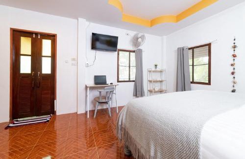Haad Yao Ski Chalet | Family-Friendly Retreat at Garden Home 3 - Rated 10/10
