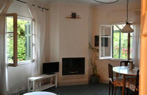 Kanoni House | Discover Garden House in Corfu: Pet & Child Friendly Haven