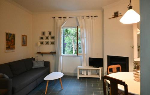 Kanoni House | Discover Garden House in Corfu: Pet & Child Friendly Haven