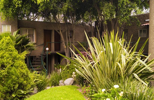 Coyoacan Apartment | Discover Garden House in Vibrant San Angel Neighborhood