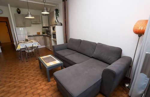 Saint-Cyprien Plage Apartment | Cozy Garden Level Retreat for 4 at St Cyprien Golf Course