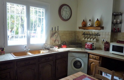 Vallauris House | Spacious Garden-Level Retreat in Super Cannes