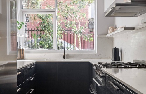Fitzroy Apartment | Garden oasis in the heart of Fitzroy