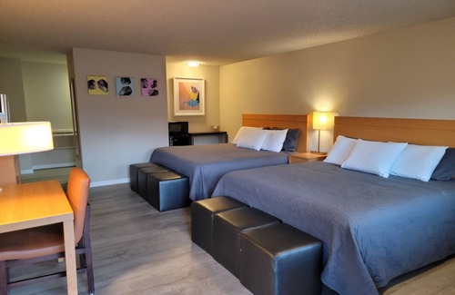 Colorado Springs Hotel | Comfortable Stay at Garden of the Gods Motel with Breakfast