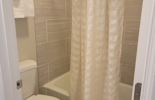Colorado Springs Hotel | Comfortable Stay at Garden of the Gods Motel with Breakfast