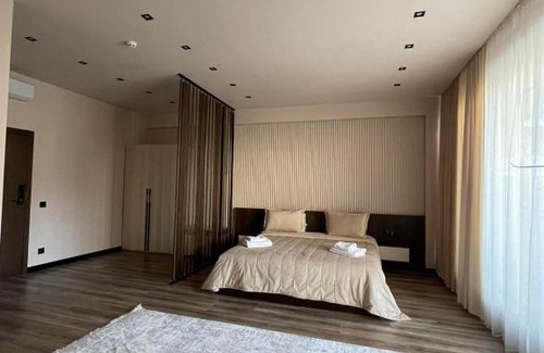 Transcarpathia Hotel | Garden Plaza: Family-Friendly Stay with Breakfast Included