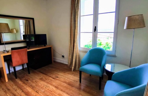 Horta House | Garden's Nest - East Villa: Family-Friendly Retreat
