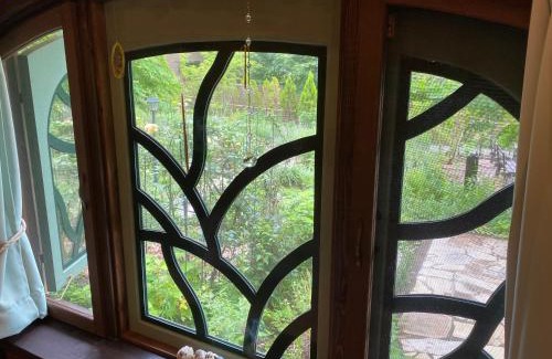 Hokuto Bed & Breakfast | Oceanfront Garden Shed R: Guest Rated 9.4/10 Stay