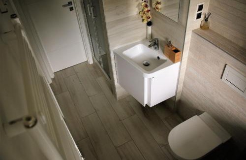 Hovorcovice Apartment | Garden Studio Apartment - Excellent Rating & Free Parking