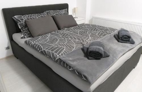 Hovorcovice Apartment | Garden Studio Apartment - Excellent Rating & Free Parking