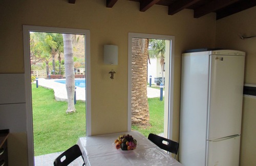 Tazacorte Apartment | Inviting Garden Studio with Pool and Ocean Views