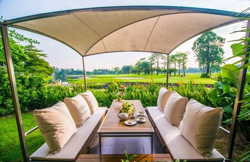 Bang Phli Apartment | Spacious Garden Suite: Two Bedroom Residence with Kitchen
