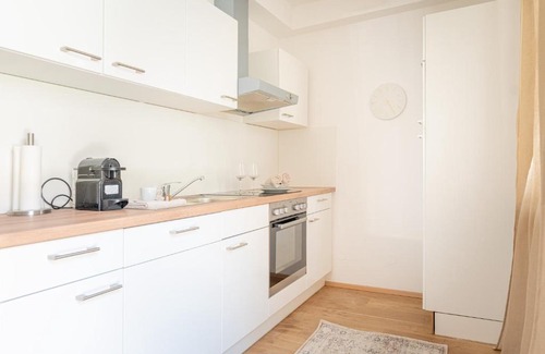 Krems an der Donau Apartment | Garden Suite at Steinertor: Family-Friendly Retreat