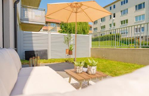 Krems an der Donau Apartment | Garden Suite at Steinertor: Family-Friendly Retreat