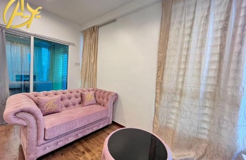 Danau Kota Apartment | Scenic Garden Suite with Pool – Family-Friendly Retreat