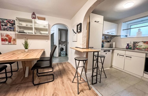 Drassmarkt Apartment | Garden by Interhome: Pet-Friendly Stay with Spa & Breakfast