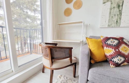 West Edmonton House | Convenient Garden Suite Near Downtown with Free Breakfast