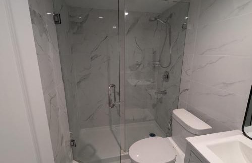 North Vancouver House | Family-Friendly Coach House in North Vancouver Awaits You