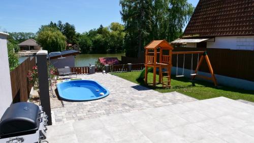 Bekesszentandras House | Garden Vendégház