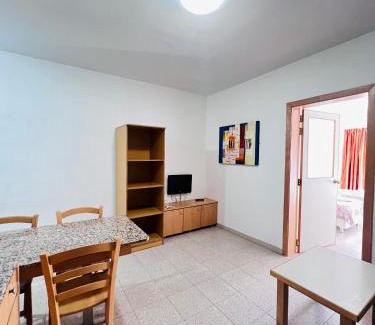 Tal-Ghoqod Apartment | Garden View Apartment No 40: Family-Friendly Oasis