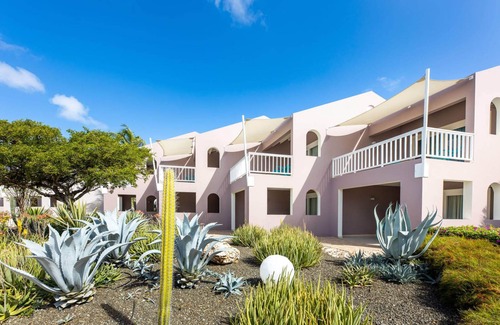St. Marie Apartment | Garden View Deluxe Suite