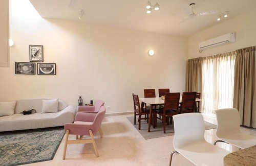 Bengaluru House | Beautiful Garden Villa at Prestige Augusta - Rated 9/10