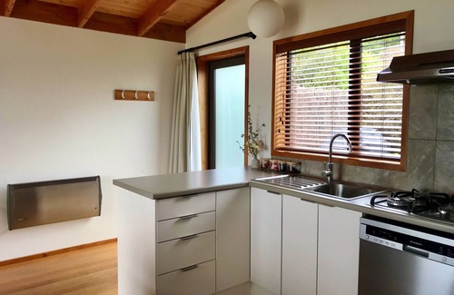 Parapara Villa | Peaceful Garden View Villa - Adults Only Retreat in Golden Bay