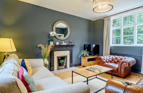 Bury St Edmunds House | Pet-Friendly Retreat at Gardeners Cottage - Nowton Park