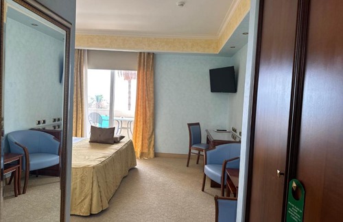 Bocale Hotel | Discover Comfort at Gardenia Hotel with Oceanfront Views