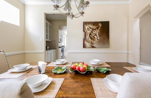 Klein Villa | Relaxing Gardenias By The Pool with Private Spa & Yoga Room