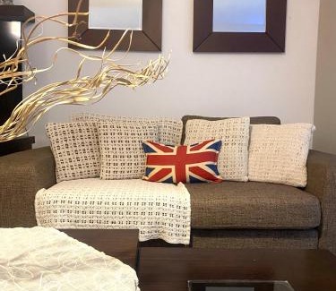 Pallini Apartment | Discover Gardenista in Gerakas: Family-Friendly Retreat
