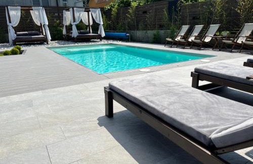 Vrdnik Apartment | Experience GardenLux Vrdnik: 4-Star Oceanfront Getaway