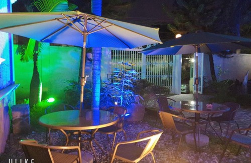 Angeles City Hotel | Cozy GardenSuite Hotel - Pet Friendly with Breakfast Included
