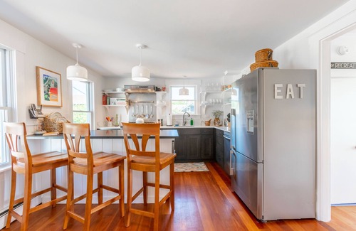 Port Clyde House | Gardenwalk Crest House: Pet-Friendly Retreat with Ocean Views