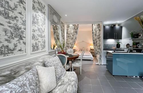 Saint-Vincent-de-Paul Apartment | Discover Gare du Nord & Canal St-Martin: Family-Friendly Retreat
