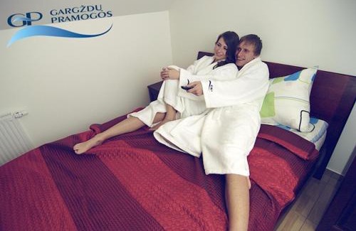 Gargzdai Resort | Gargždų pramogos: Family-Friendly Stay with Pools & Breakfast