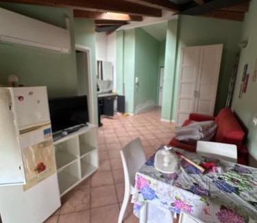 Porta Milano Apartment | Discover Mansardina di Piazzale Garibaldi with Easy Access