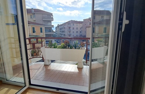 Sanremo Apartment | Bright Garibaldi 5 Apartment with Sea View and Great Amenities