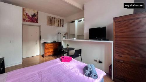 Porta Volta Apartment | Garibaldi District Studio