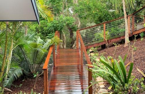 Forestville Apartment | Garigal Retreat with Pool access