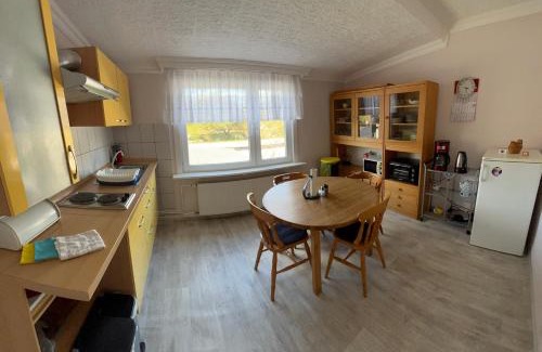 Heide House | Family-Friendly Garis Pension with Kitchen Amenities